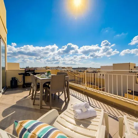 Cityvista - 3bd And Penthouse
