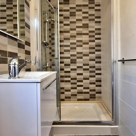 Апартаменты Cityvista - 3bd And Penthouse *